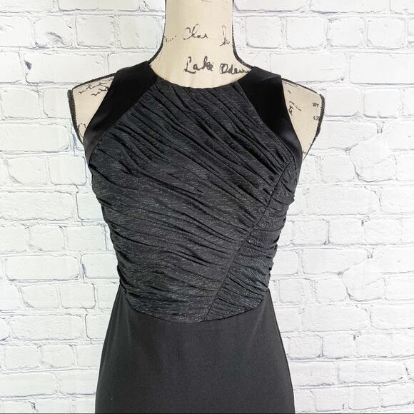 HALSTON HERITAGE NWOT Ruched Detail Dress 0 - Picture 6 of 11